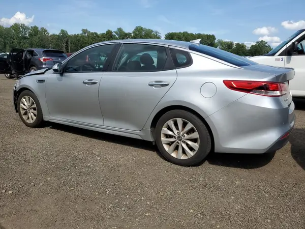 5XXGT4L33JG265319 2018 KIA OPTIMA - Image 2