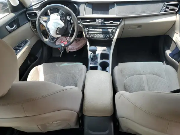 5XXGT4L33JG265448 2018 KIA OPTIMA - Image 8