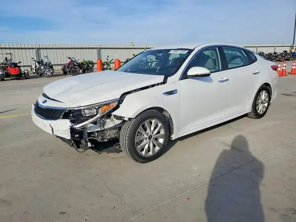 5XXGT4L33JG266762 2018 KIA OPTIMA - Image 1