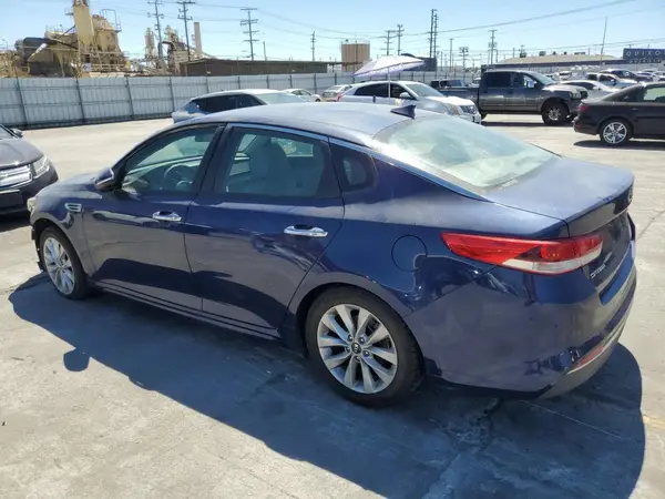 5XXGT4L33JG267149 2018 KIA OPTIMA - Image 2