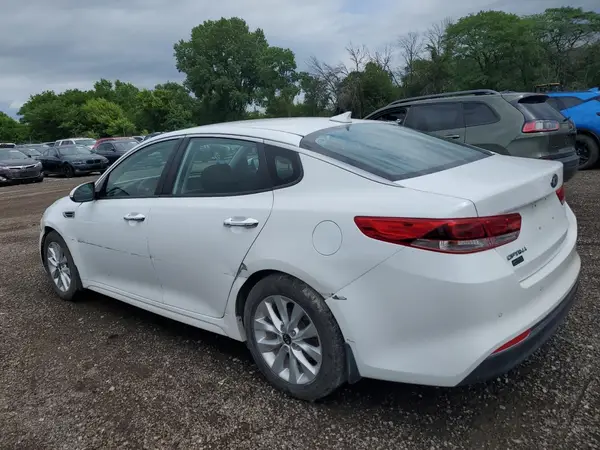 5XXGT4L33JG269080 2018 KIA OPTIMA - Image 2