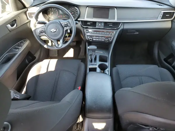 5XXGT4L33JG269371 2018 KIA OPTIMA - Image 8