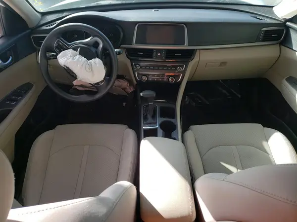 5XXGT4L33JG269533 2018 KIA OPTIMA - Image 8