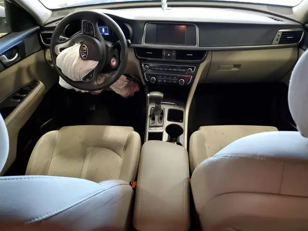 5XXGT4L33JG269712 2018 KIA OPTIMA - Image 8
