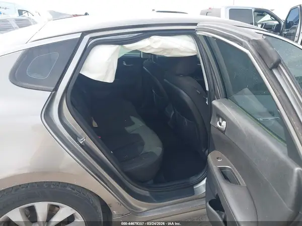 5XXGT4L33JG270407 2018 KIA OPTIMA - Image 8