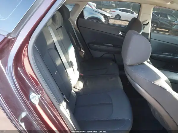 5XXGT4L33JG271508 2018 KIA OPTIMA - Image 8