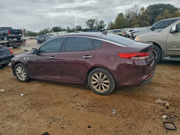 5XXGT4L33JG271895 2018 KIA OPTIMA - Image 2