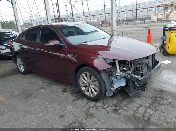 5XXGT4L33JG271928 2018 KIA OPTIMA - Image 1
