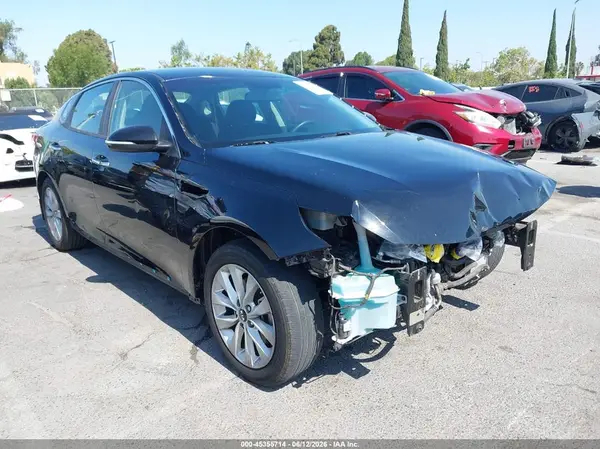 5XXGT4L33JG272030 2018 KIA OPTIMA - Image 1