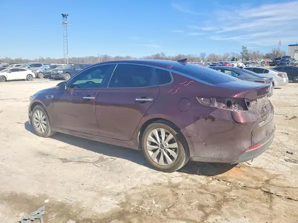 5XXGT4L33JG274912 2018 KIA OPTIMA - Image 2