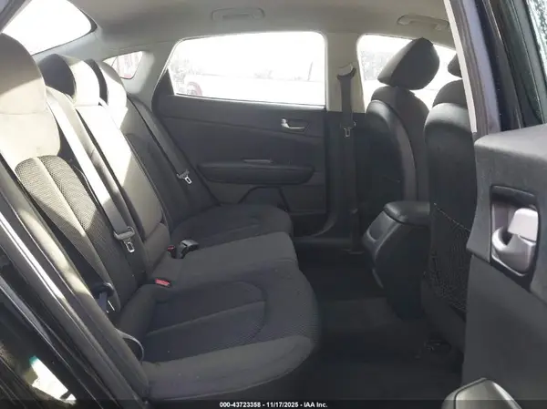 5XXGT4L33KG275186 2019 KIA OPTIMA - Image 8
