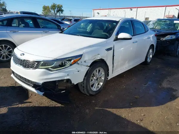 5XXGT4L33KG275219 2019 KIA OPTIMA - Image 2