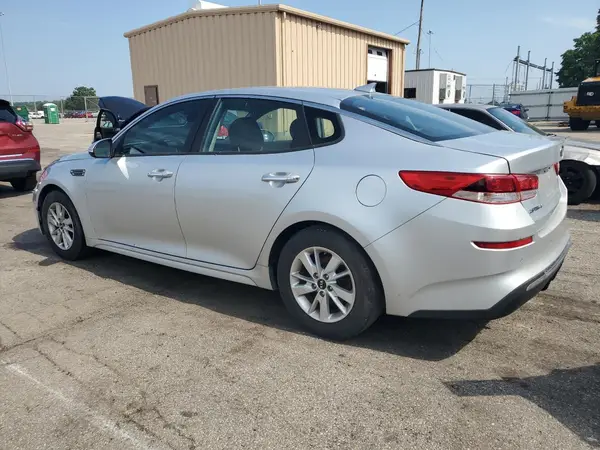 5XXGT4L33KG275768 2019 KIA OPTIMA - Image 2
