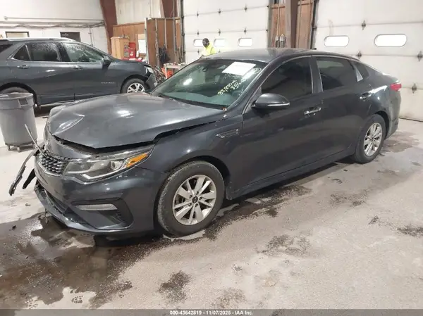 5XXGT4L33KG278623 2019 KIA OPTIMA - Image 2