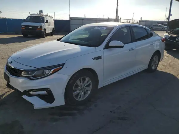 5XXGT4L33KG278685 2019 KIA OPTIMA - Image 1