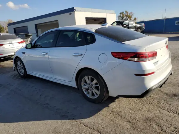 5XXGT4L33KG278685 2019 KIA OPTIMA - Image 2