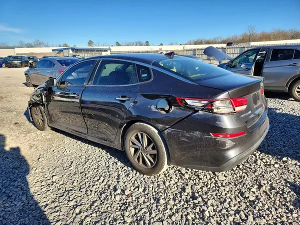 5XXGT4L33KG282588 2019 KIA OPTIMA - Image 2