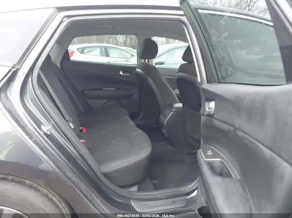 5XXGT4L33KG283109 2019 KIA OPTIMA - Image 8