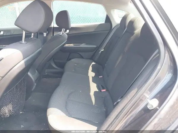 5XXGT4L33KG285104 2019 KIA OPTIMA - Image 8