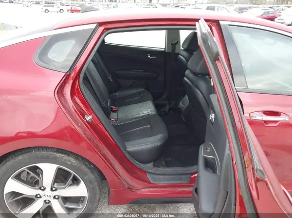 5XXGT4L33KG285877 2019 KIA OPTIMA - Image 8