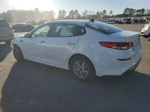 5XXGT4L33KG287435 2019 KIA OPTIMA - Image 2