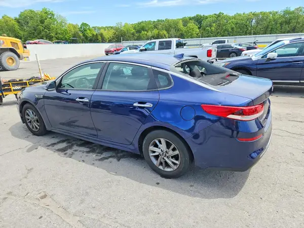 5XXGT4L33KG287502 2019 KIA OPTIMA - Image 2