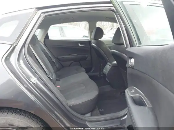 5XXGT4L33KG287709 2019 KIA OPTIMA - Image 8