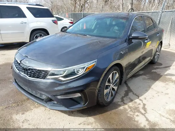 5XXGT4L33KG300409 2019 KIA OPTIMA - Image 2