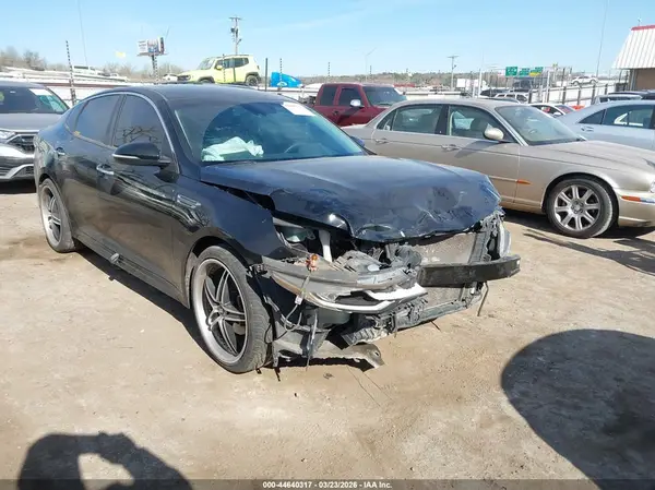5XXGT4L33KG300605 2019 KIA OPTIMA - Image 1
