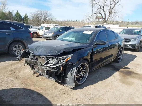 5XXGT4L33KG300605 2019 KIA OPTIMA - Image 2