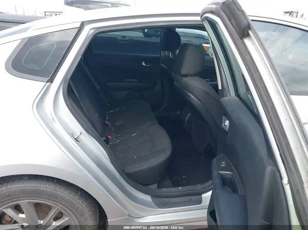 5XXGT4L33KG301401 2019 KIA OPTIMA - Image 8