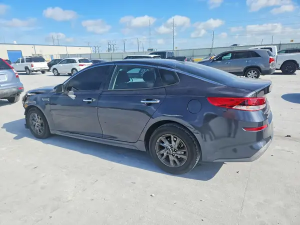 5XXGT4L33KG302547 2019 KIA OPTIMA - Image 2