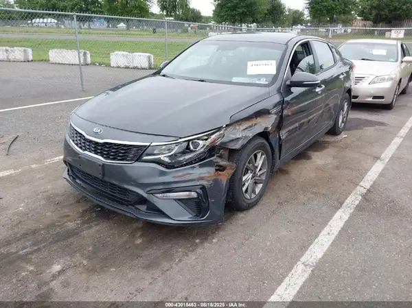 5XXGT4L33KG303388 2019 KIA OPTIMA - Image 2