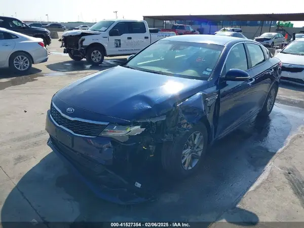 5XXGT4L33KG303794 2019 KIA OPTIMA - Image 2