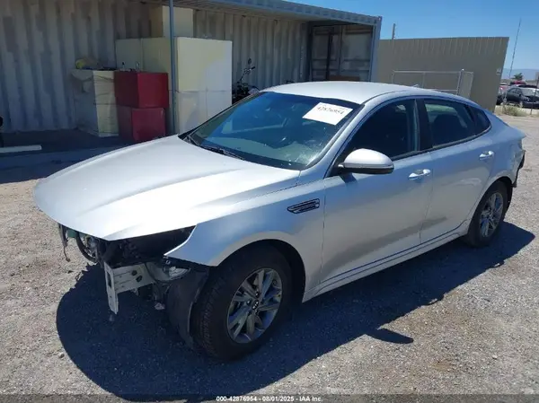 5XXGT4L33KG305674 2019 KIA OPTIMA - Image 2