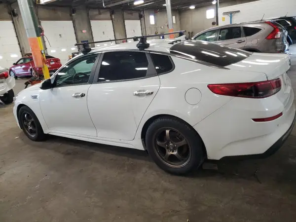 5XXGT4L33KG309532 2019 KIA OPTIMA - Image 2