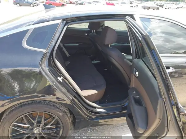 5XXGT4L33KG314259 2019 KIA OPTIMA - Image 8