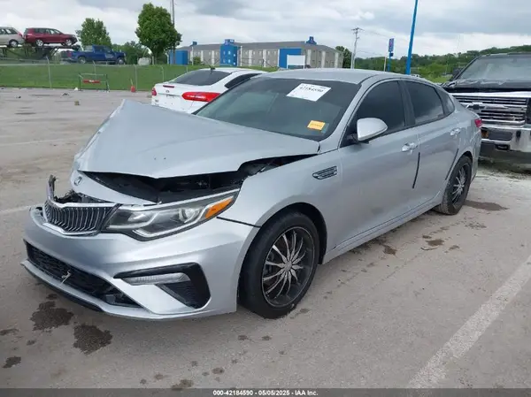 5XXGT4L33KG320322 2019 KIA OPTIMA - Image 2
