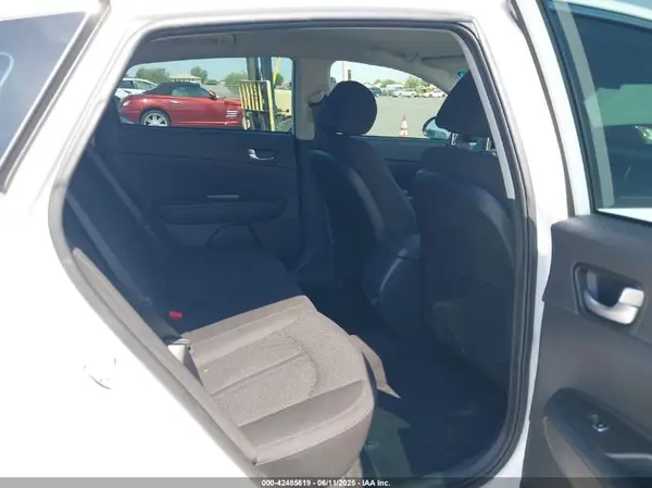 5XXGT4L33KG320403 2019 KIA OPTIMA - Image 8