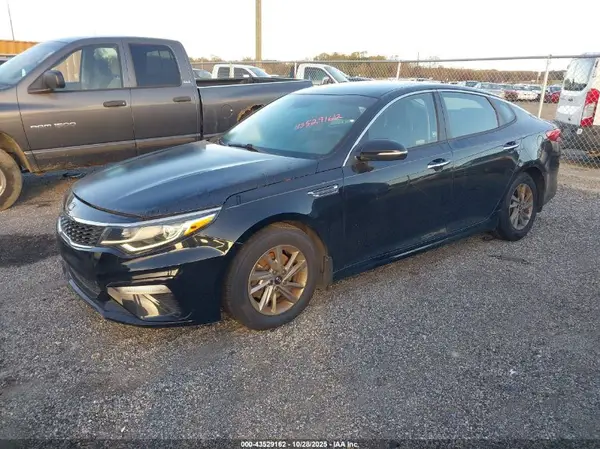 5XXGT4L33KG321910 2019 KIA OPTIMA - Image 2