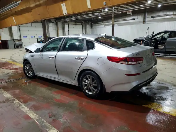 5XXGT4L33KG324970 2019 KIA OPTIMA - Image 2