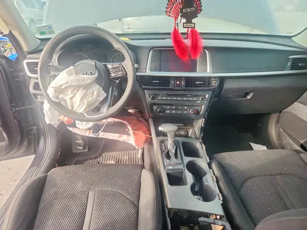 5XXGT4L33KG326637 2019 KIA OPTIMA - Image 8