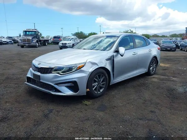 5XXGT4L33KG328565 2019 KIA OPTIMA - Image 2