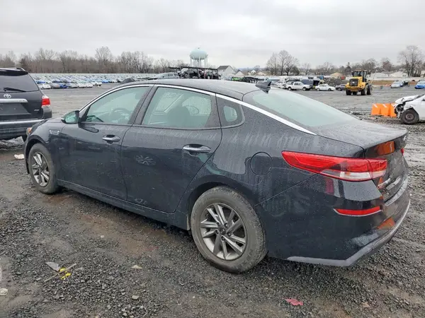 5XXGT4L33KG330137 2019 KIA OPTIMA - Image 2