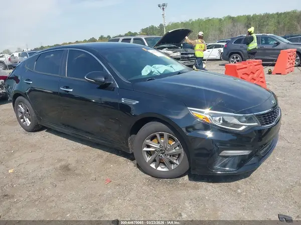 5XXGT4L33KG332647 2019 KIA OPTIMA - Image 1