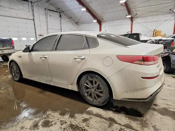 5XXGT4L33KG333202 2019 KIA OPTIMA - Image 2