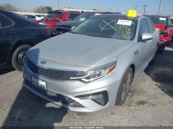 5XXGT4L33KG337427 2019 KIA OPTIMA - Image 2