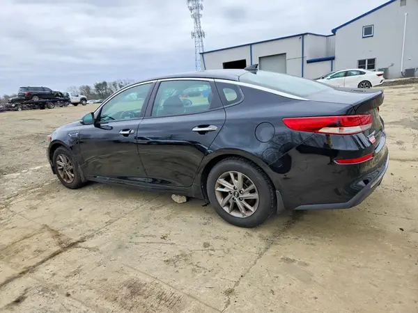 5XXGT4L33KG338464 2019 KIA OPTIMA - Image 2