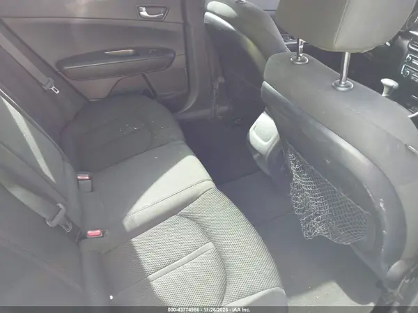 5XXGT4L33KG339484 2019 KIA OPTIMA - Image 8