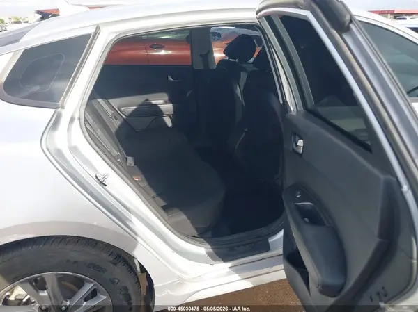 5XXGT4L33KG341395 2019 KIA OPTIMA - Image 8